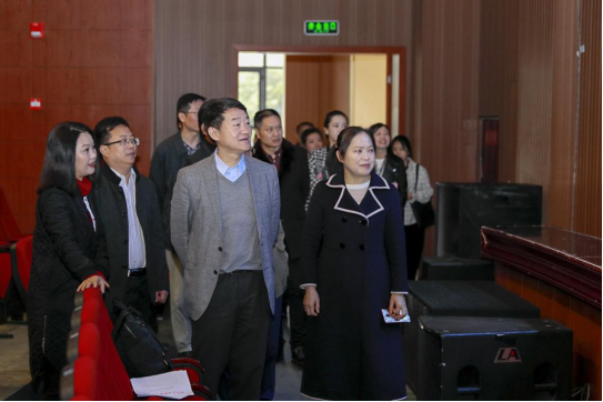 集團(tuán)領(lǐng)導(dǎo)赴四川藝術(shù)職業(yè)學(xué)院考察交流