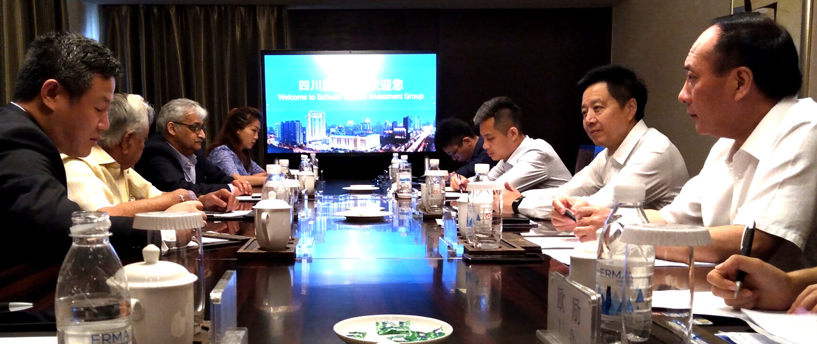 集團黨委副書記、副董事長、總經(jīng)理楊川會見印度靛藍集團執(zhí)行董事卡皮爾·巴蒂亞先生一行