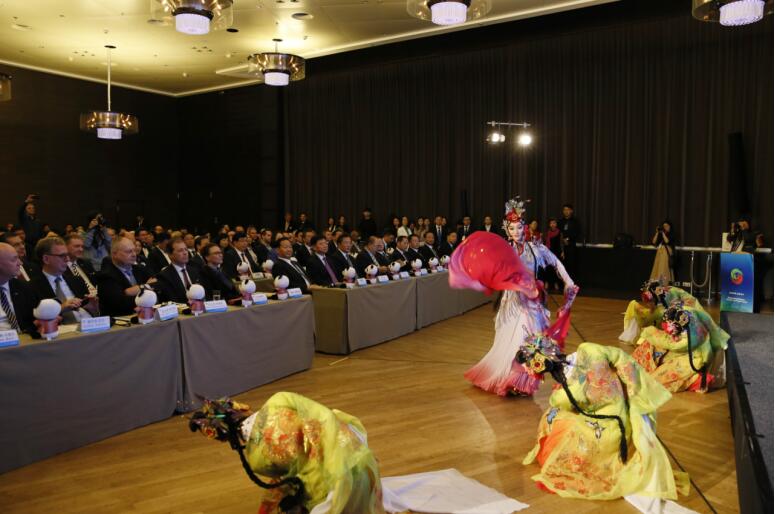 集團(tuán)黨委書記、董事長任丁率團(tuán)赴荷蘭、德國、以色列考察