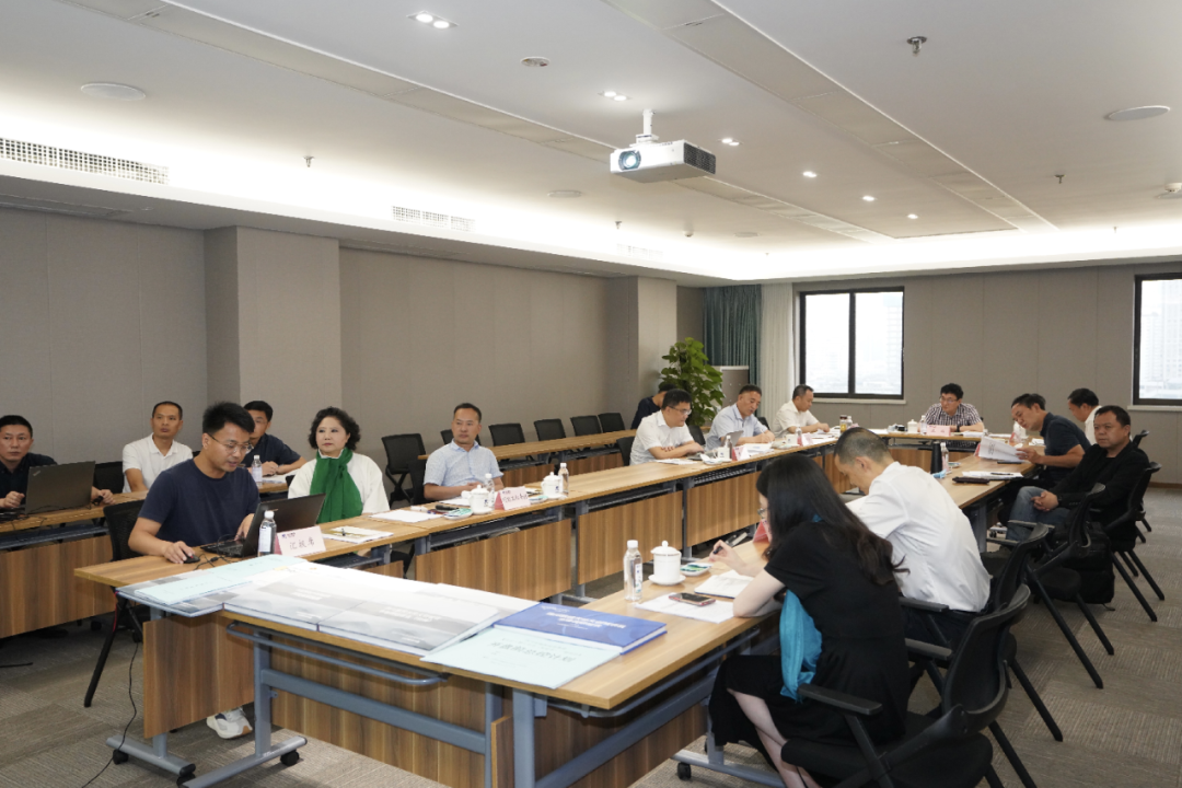 集團(tuán)召開2022年第一次戰(zhàn)略與投資決策（咨詢）委員會(huì)會(huì)議